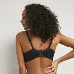 Soutien-gorge Emboitant Dentelle Coeurs Noir Generous Édition Limitée -Soutien Gorge Soldes Magasin D0CMYC1 0HZ 02