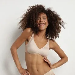 D Soutien-gorge New Skin Femme Generous Minimizer