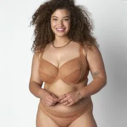 Poitrine Généreuse (Bonnets E, F & G) Femme | Daya Soutien-Gorge Sans Coques Armatures Caramel | RougeGorge